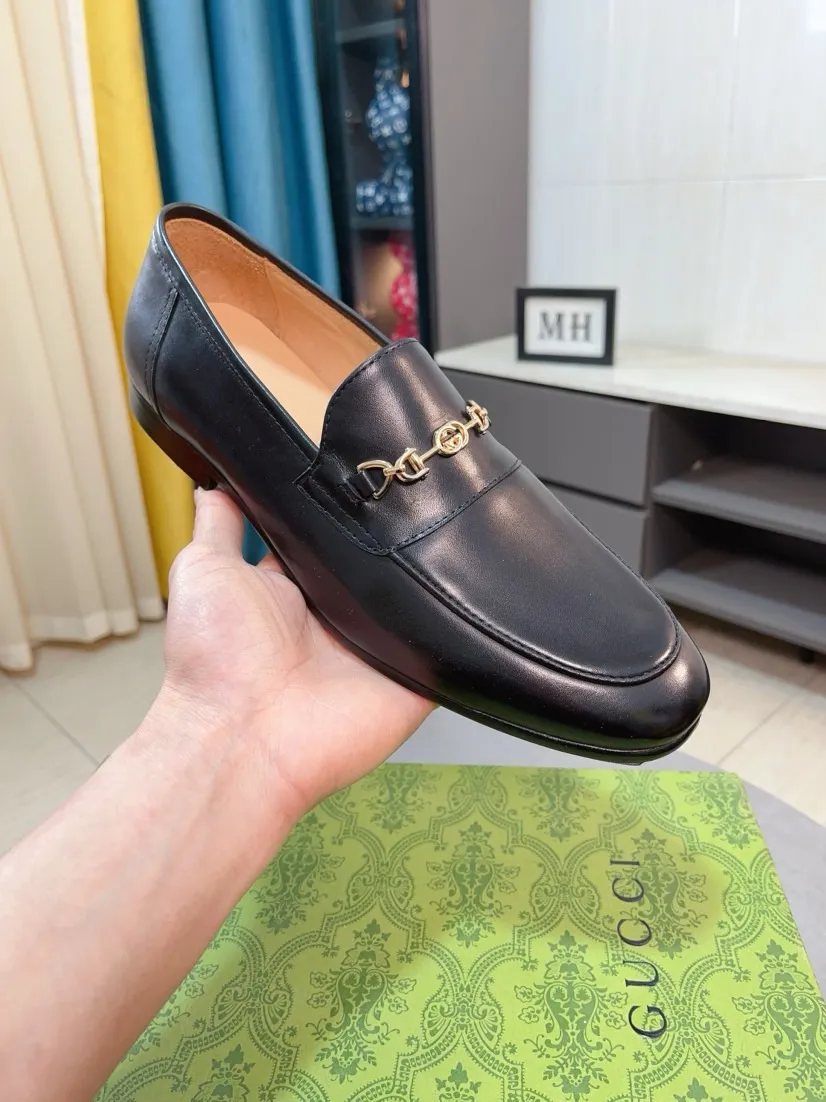 Men's shoes 💰500🌹🌹【GUCCI】The most popular classic Gucci leather shoes. Synchronized with the official website, the upper is made of Italian first-layer cowhide ➕cowhide lining, with unique brand and unique craftsmanship. Highlighting the hot style of the new year. Stop hesitating, stop wandering, get it now. Number: 38--44
